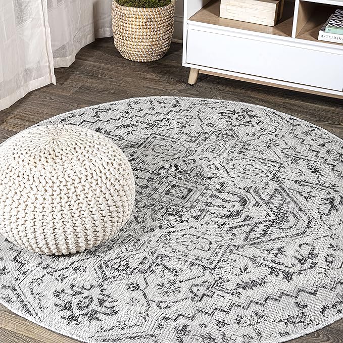 JONATHAN Y Boho Medallion Indoor Outdoor Round Area Rug 9 Ft Black/Gray, Estrella Textured Weave for Backyard, Patio, Porch, Easy-Cleaning, High Traffic, Pet-Friendly, Non-Shedding (SMB105D-9R)