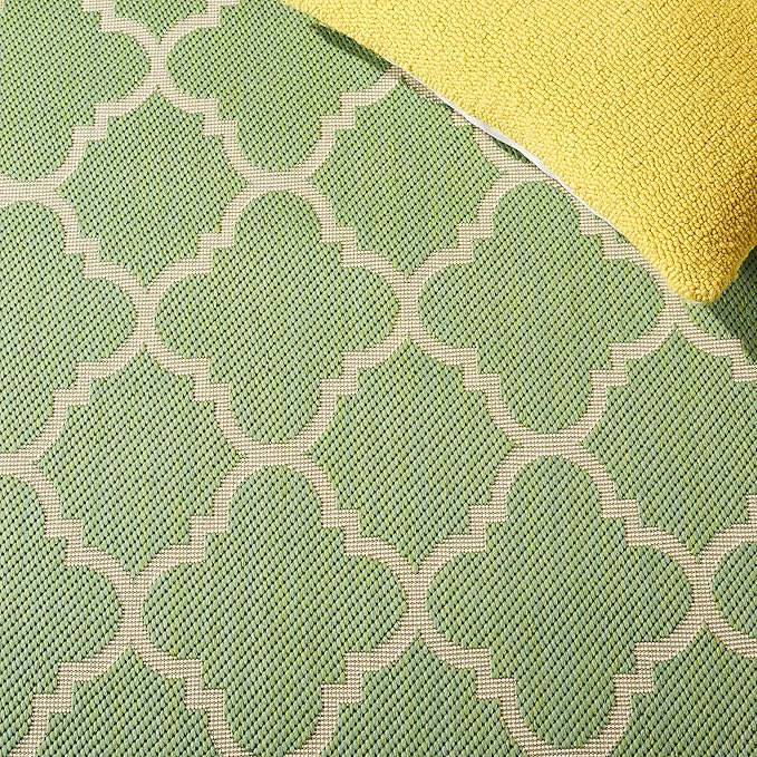 SAFAVIEH Washable Rug Outdoor Courtyard Collection - 7'10" Square, Green & Beige, Non-Shedding & Easy Cleaning, Ideal for Patio, Backyard, Mudroom (CY6918-244)