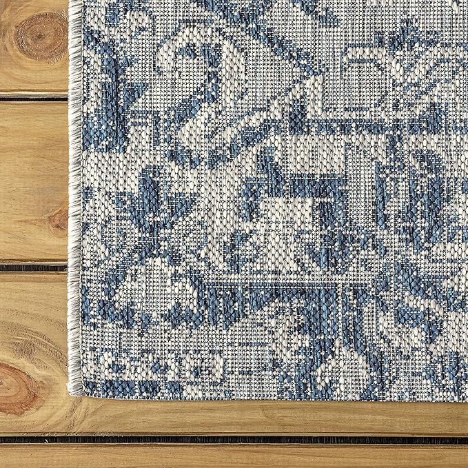 JONATHAN Y Boho Medallion Indoor Outdoor Square Area Rug 5X5 Navy/Gray, Estrella Textured Weave for Backyard, Patio, Porch, Easy-Cleaning, High Traffic, Pet-Friendly, Non-Shedding (SMB105B-5SQ)