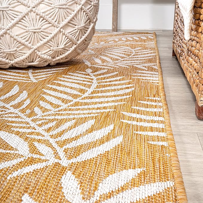 JONATHAN Y Palm Frond Indoor Outdoor Area Rug 4X6 Yellow/Cream, Nevis for Backyard, Patio, Porch, Easy-Cleaning, High Traffic, Pet-Friendly, Non-Shedding (SMB119C-4)