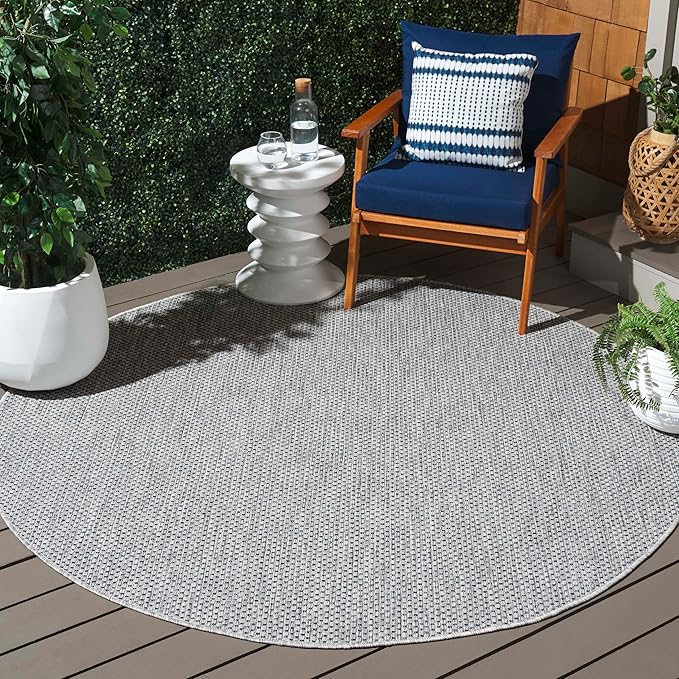 SAFAVIEH Washable Rug Outdoor Courtyard Collection 5'3" x 5'3" Round, Grey & Navy, Non-Shedding & Easy Cleaning, Ideal for Patio, Backyard, Mudroom (CY8521-36812)