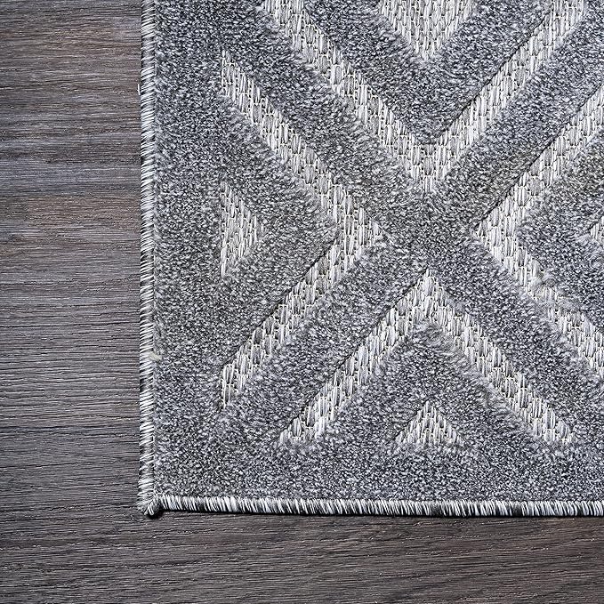 JONATHAN Y Diamond Trellis Indoor Outdoor Runner Rug 2X8 Dark Gray, Portmany Neutral for Backyard, Patio, Porch, Easy-Cleaning, High Traffic, Pet-Friendly, Non-Shedding (IBZ104A-28)