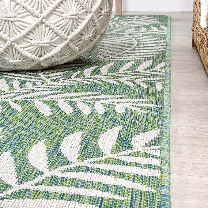 JONATHAN Y Palm Frond Indoor Outdoor Round Area Rug 5 Ft Cream/Green, Nevis for Backyard, Patio, Porch, Easy-Cleaning, High Traffic, Pet-Friendly, Non-Shedding (SMB119G-5R)