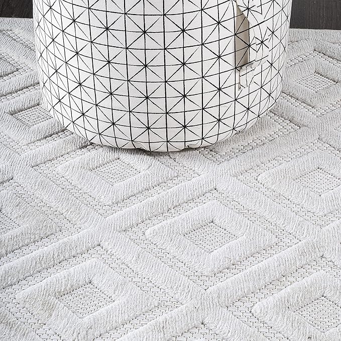 JONATHAN Y Diamond Trellis Indoor Outdoor Area Rug 4X6 Ivory, Portmany Neutral for Backyard, Patio, Porch, Easy-Cleaning, High Traffic, Pet-Friendly, Non-Shedding (IBZ104D-4)